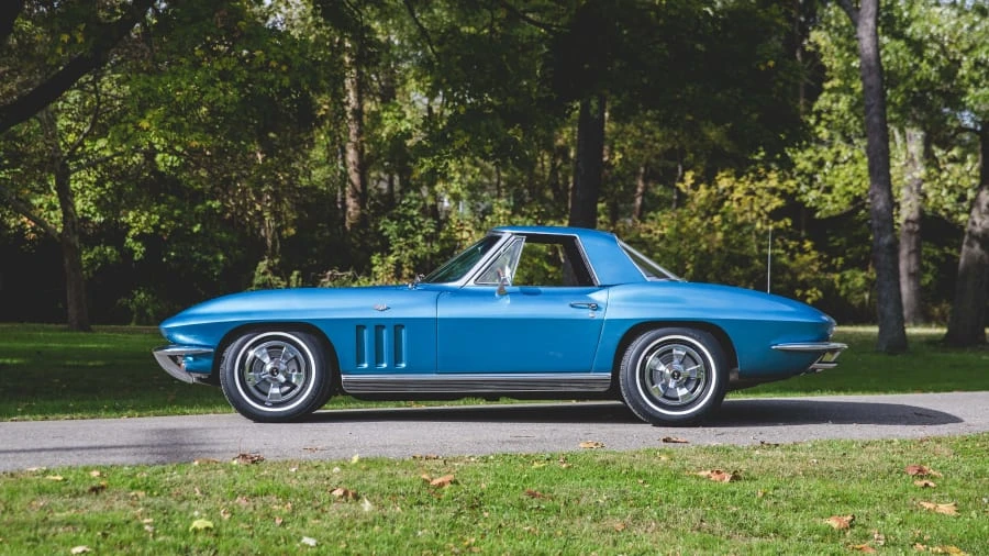 1966 Chevrolet Corvette C2 - Image 2 of 20