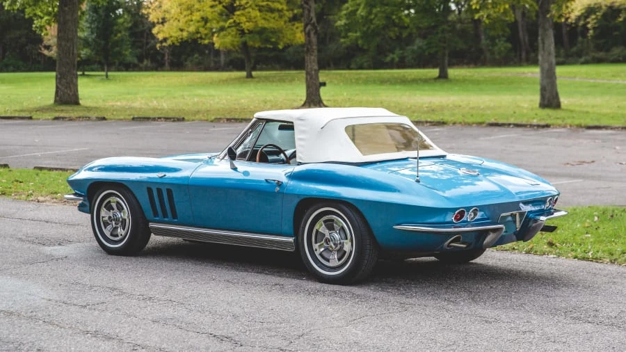 1966 Chevrolet Corvette C2 - Image 13 of 20