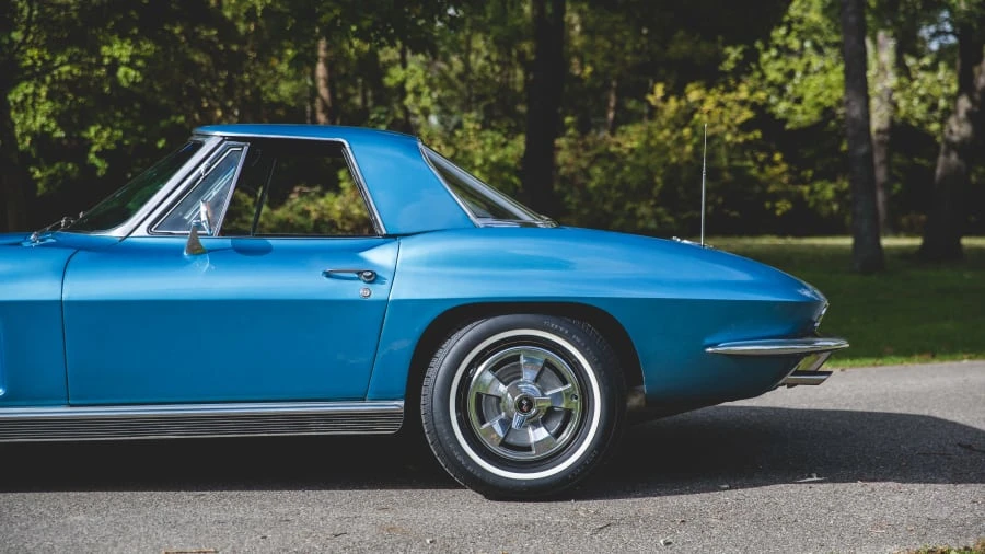 1966 Chevrolet Corvette C2 - Image 17 of 20