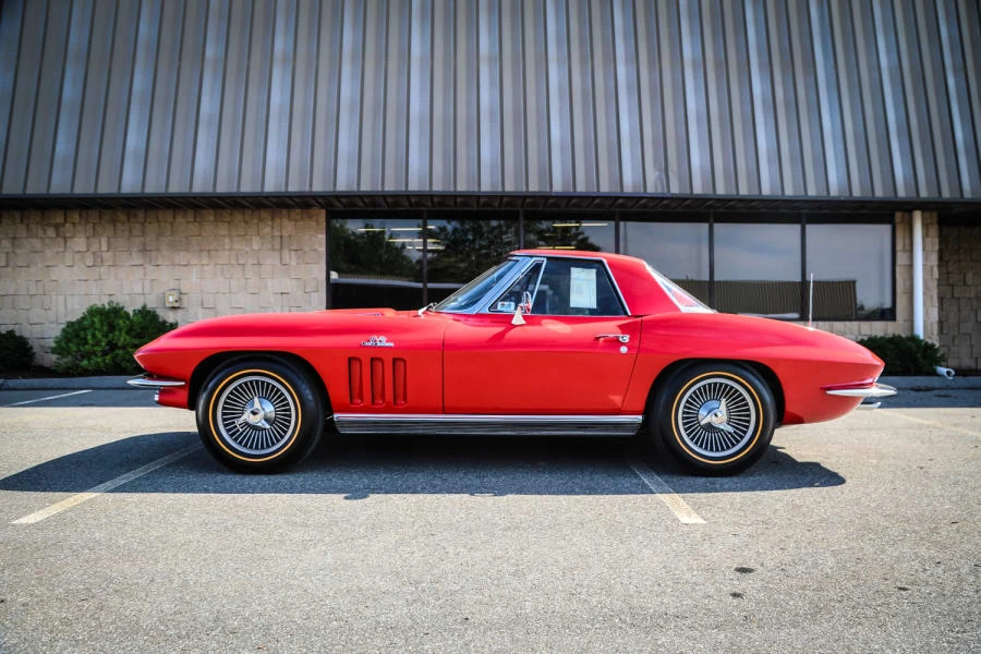 1966 Chevrolet Corvette C2 - Image 4 of 12