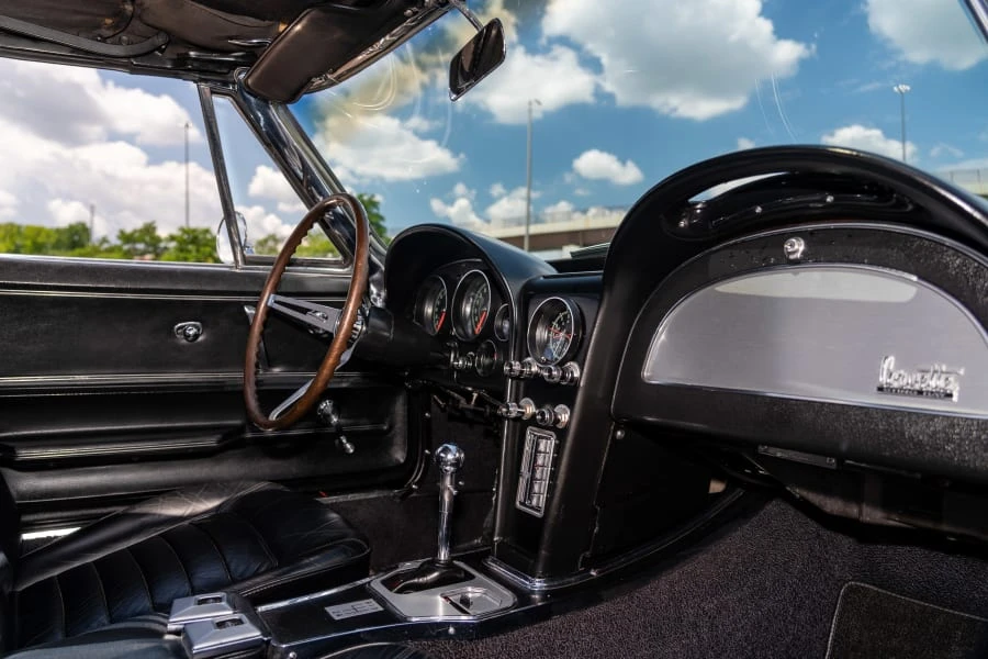 1966 Chevrolet Corvette C2 - Image 14 of 23