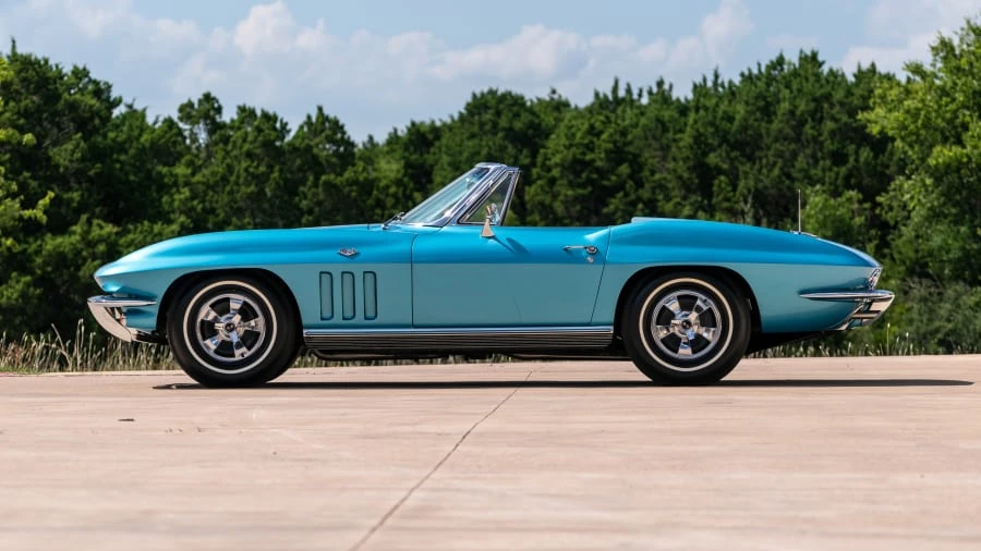 1966 Chevrolet Corvette C2 - Image 2 of 12