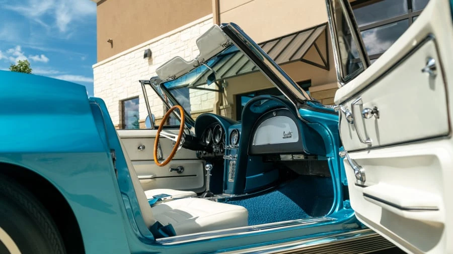 1966 Chevrolet Corvette C2 - Image 5 of 12