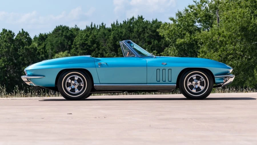 1966 Chevrolet Corvette C2 - Image 8 of 12