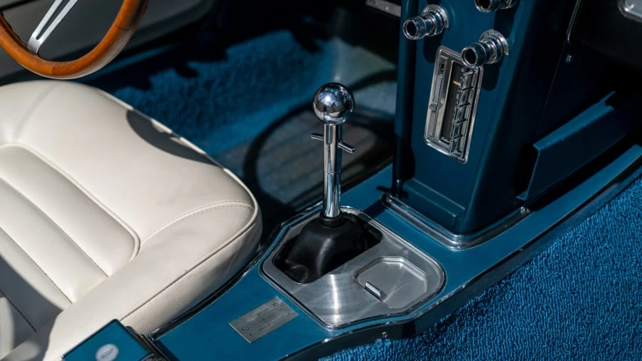 1966 Chevrolet Corvette C2 - Image 10 of 12