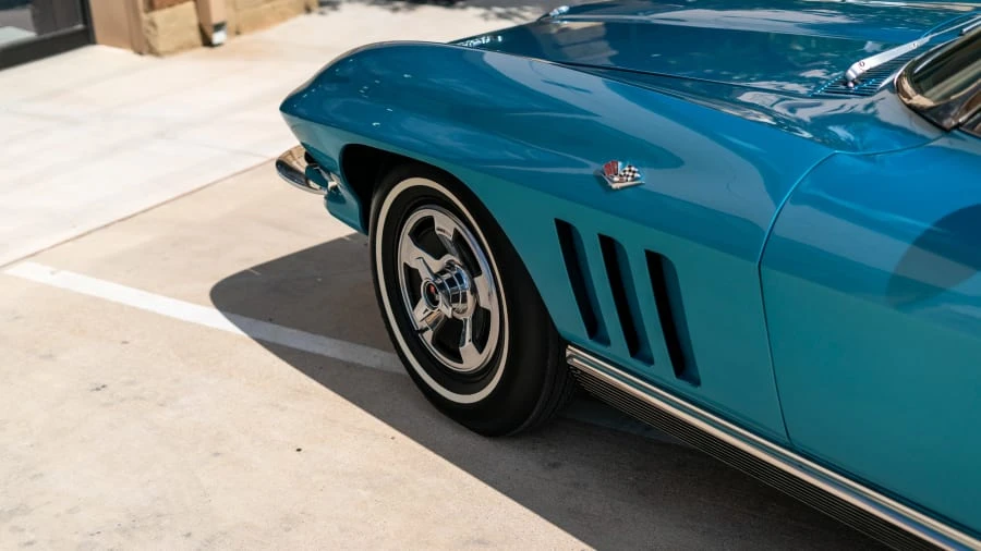 1966 Chevrolet Corvette C2 - Image 11 of 12
