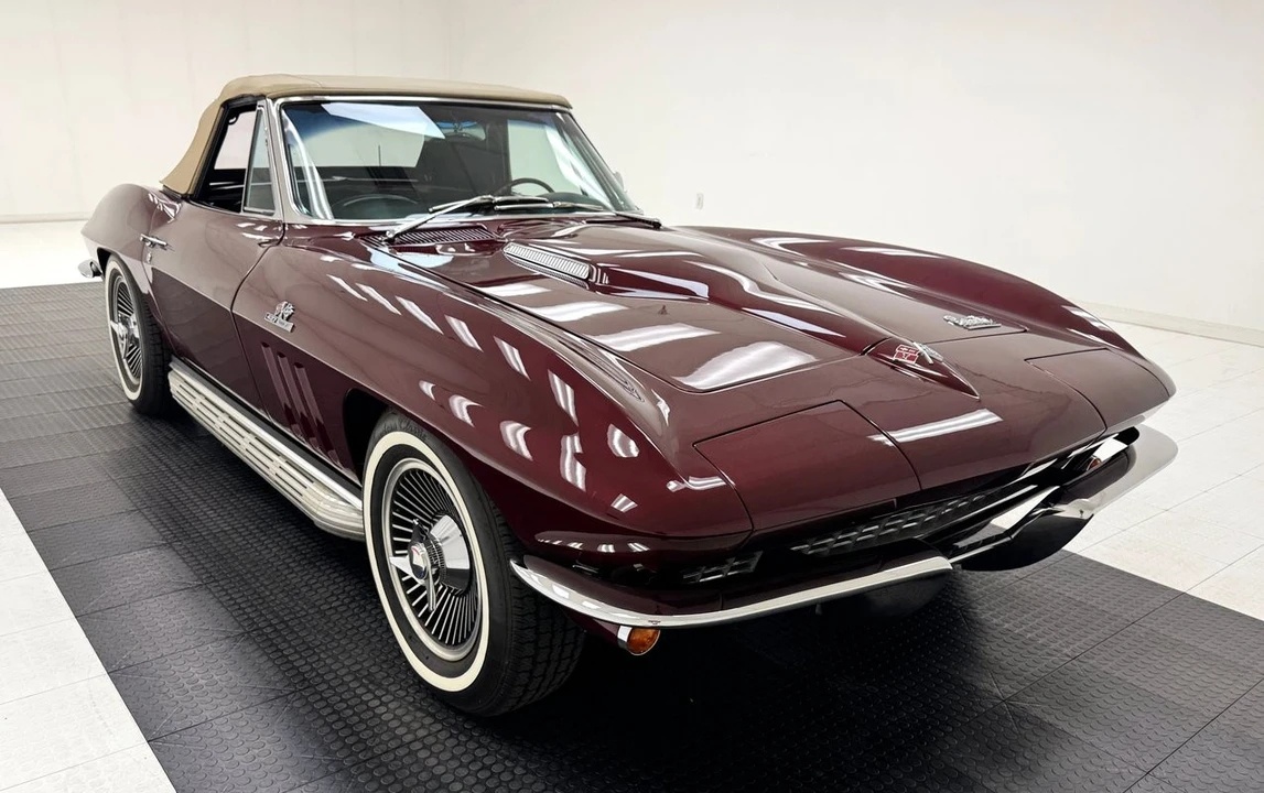 1966 Chevrolet Corvette C2 - Image 10 of 31