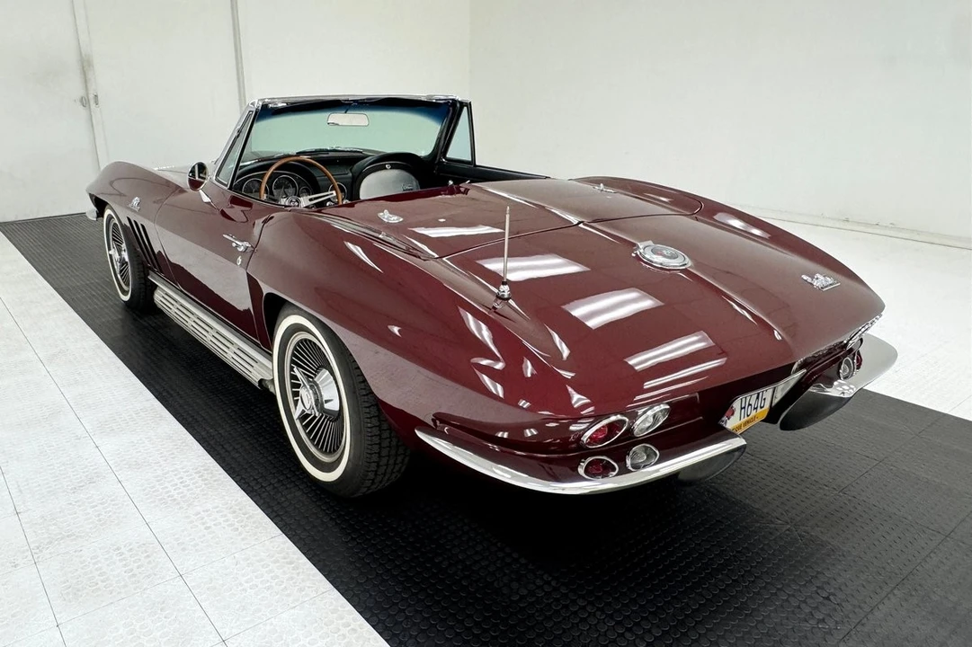 1966 Chevrolet Corvette C2 - Image 6 of 31