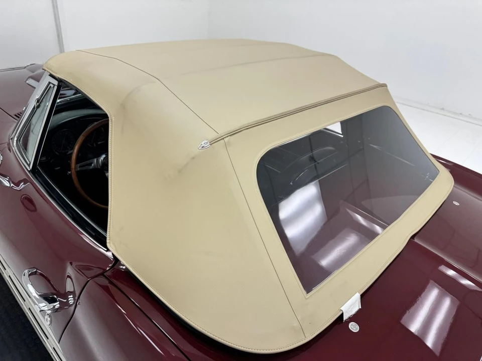 1966 Chevrolet Corvette C2 - Image 24 of 31