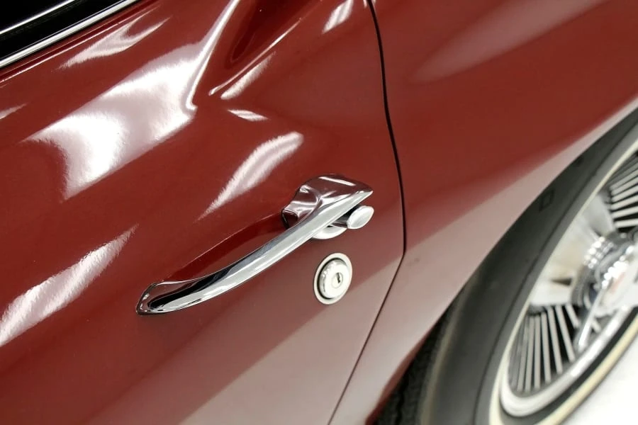1966 Chevrolet Corvette C2 - Image 13 of 31