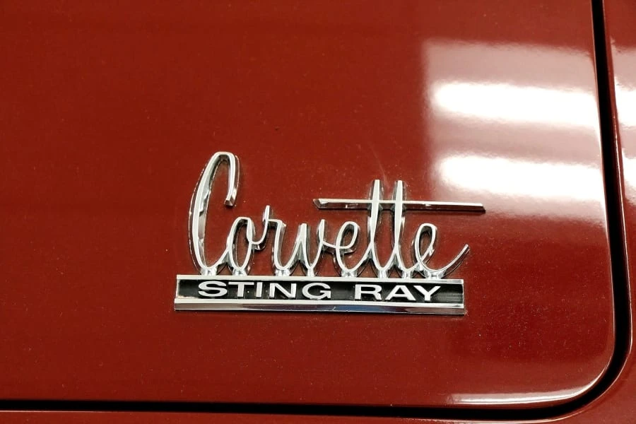 1966 Chevrolet Corvette C2 - Image 10 of 31