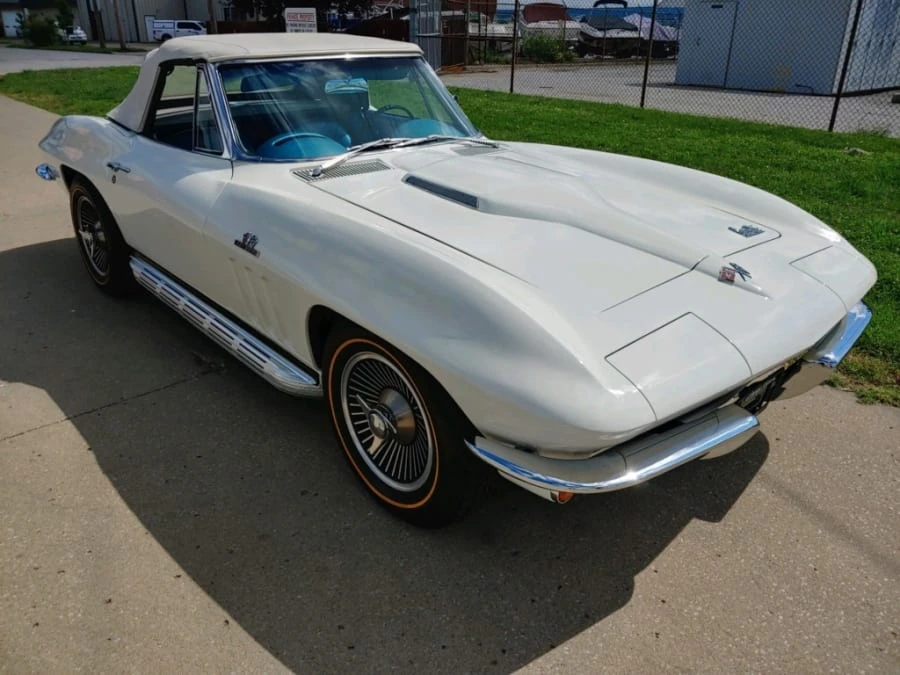 1966 Chevrolet Corvette C2 - Image 9 of 17