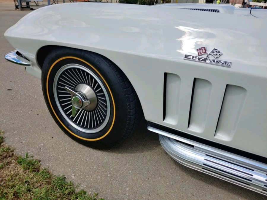 1966 Chevrolet Corvette C2 - Image 17 of 17