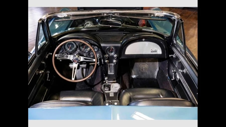1966 Chevrolet Corvette C2 - Image 4 of 9