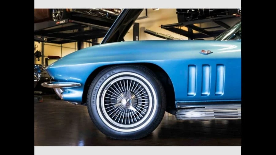 1966 Chevrolet Corvette C2 - Image 9 of 9