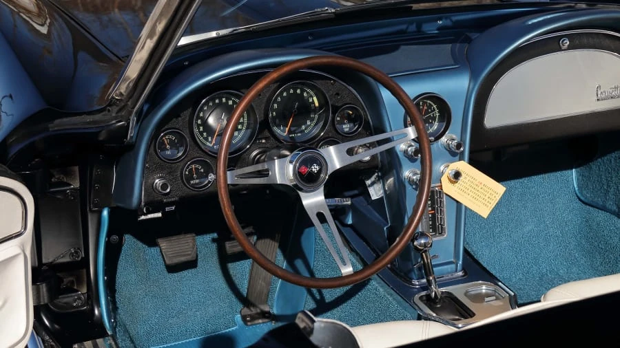 1966 Chevrolet Corvette C2 - Image 11 of 20