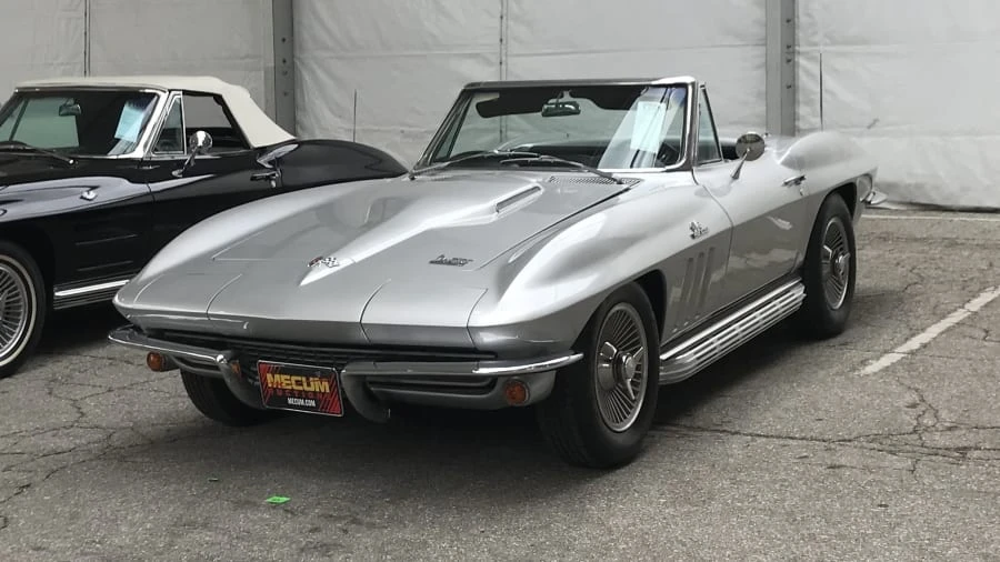 1966 Chevrolet Corvette C2 - Image 11 of 12