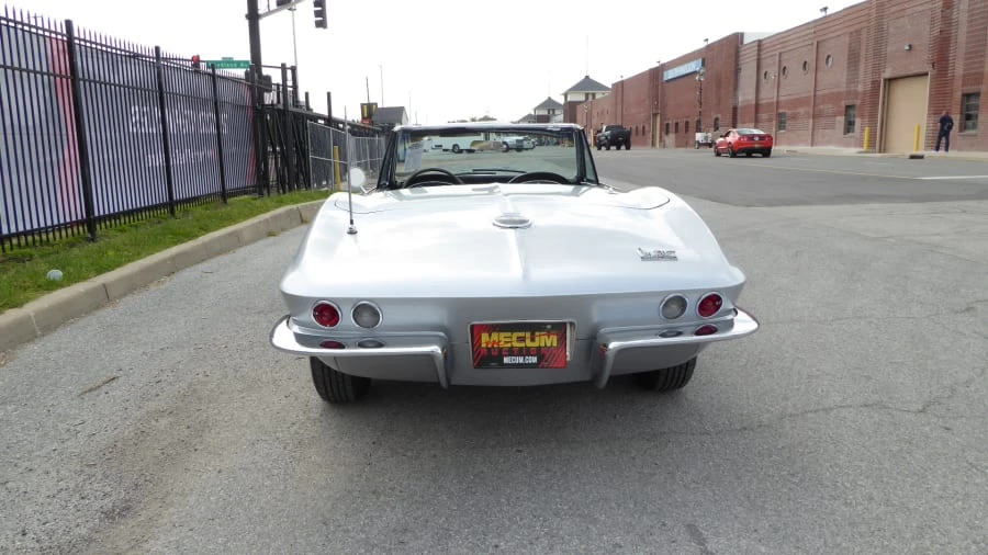 1966 Chevrolet Corvette C2 - Image 8 of 12