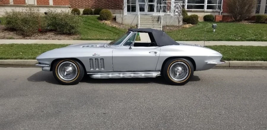 1966 Chevrolet Corvette C2 - Image 2 of 8