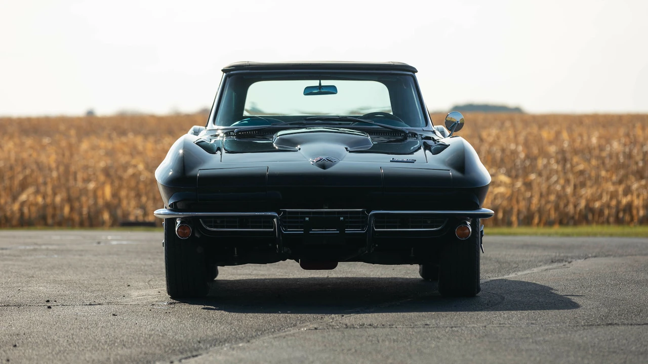 1966 Chevrolet Corvette C2 - Image 16 of 27