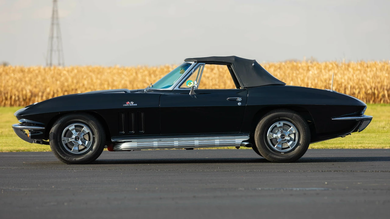 1966 Chevrolet Corvette C2 - Image 2 of 27