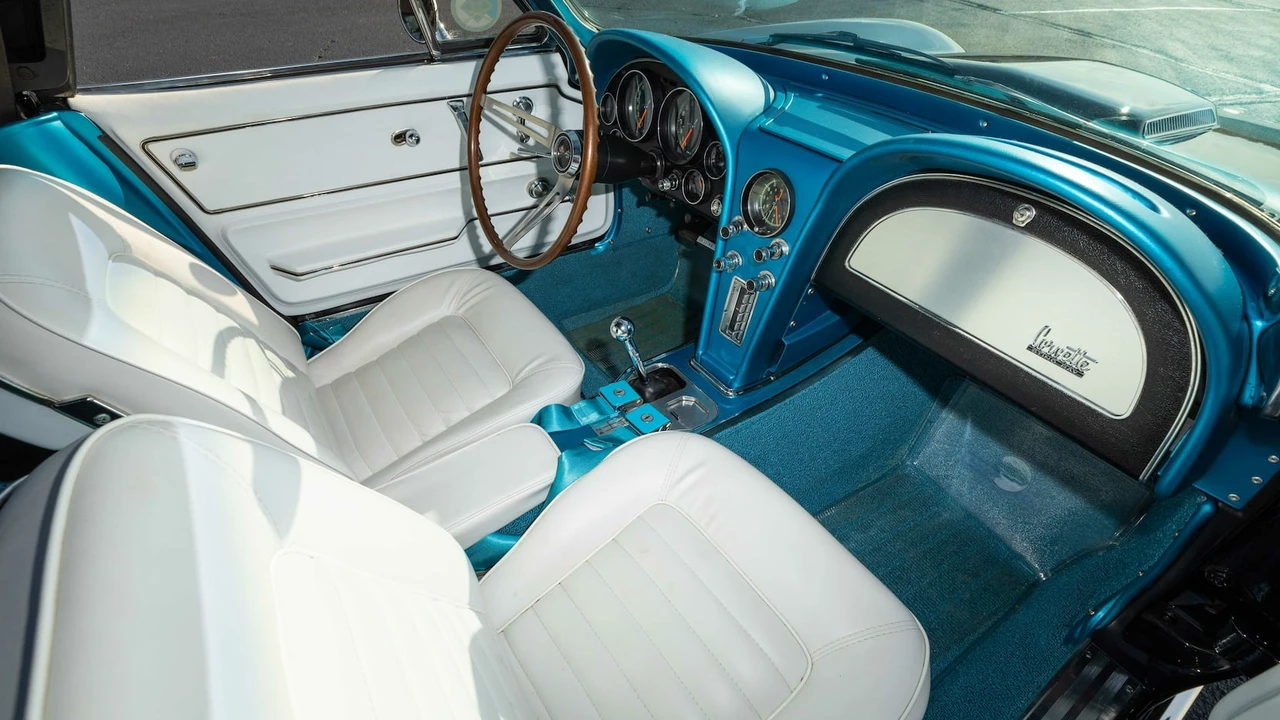 1966 Chevrolet Corvette C2 - Image 24 of 27