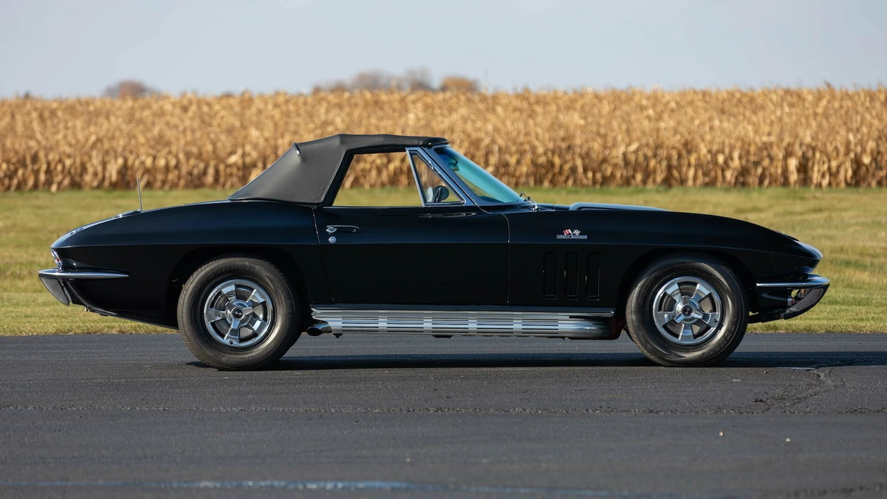 1966 Chevrolet Corvette C2 - Image 8 of 27