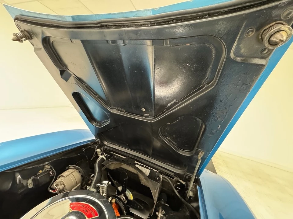 1966 Chevrolet Corvette C2 - Image 28 of 31