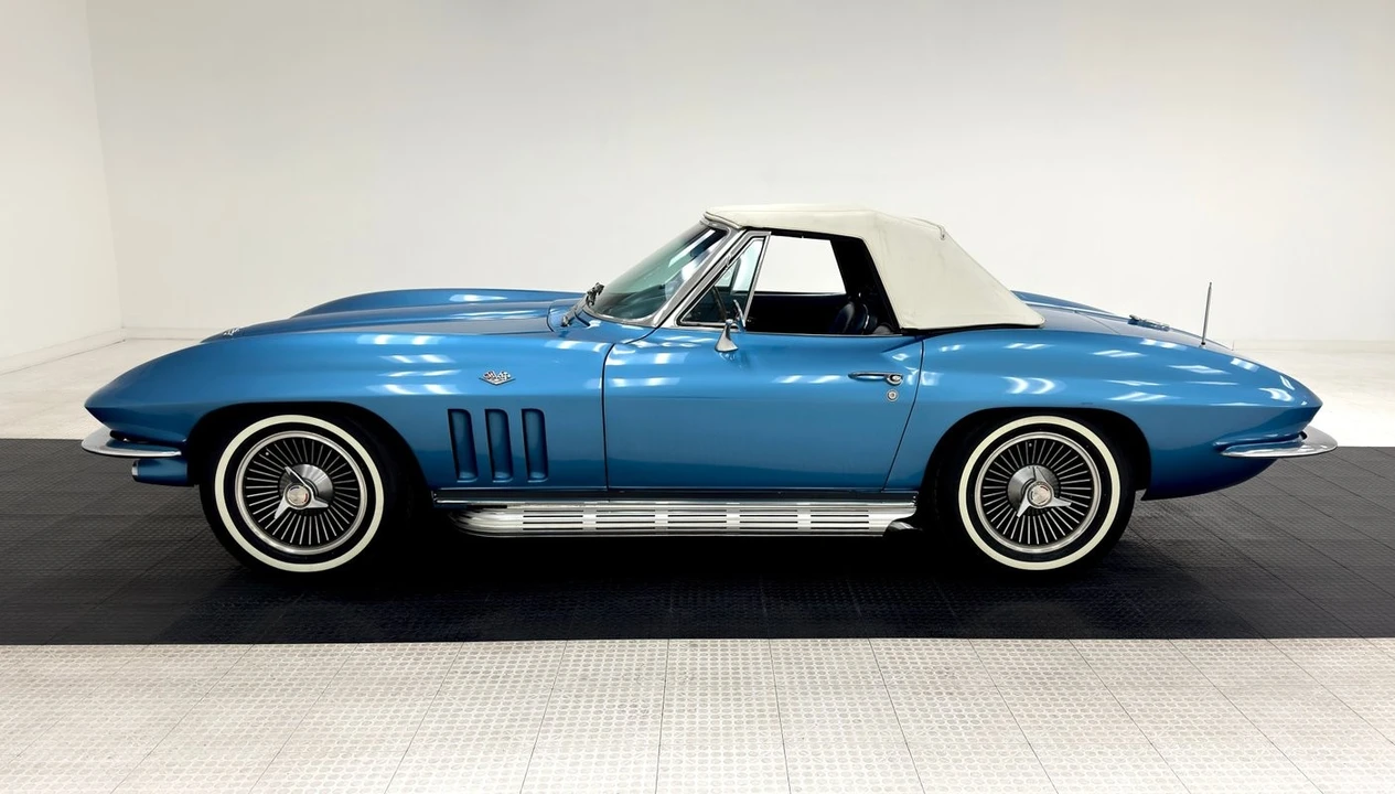 1966 Chevrolet Corvette C2 - Image 3 of 31