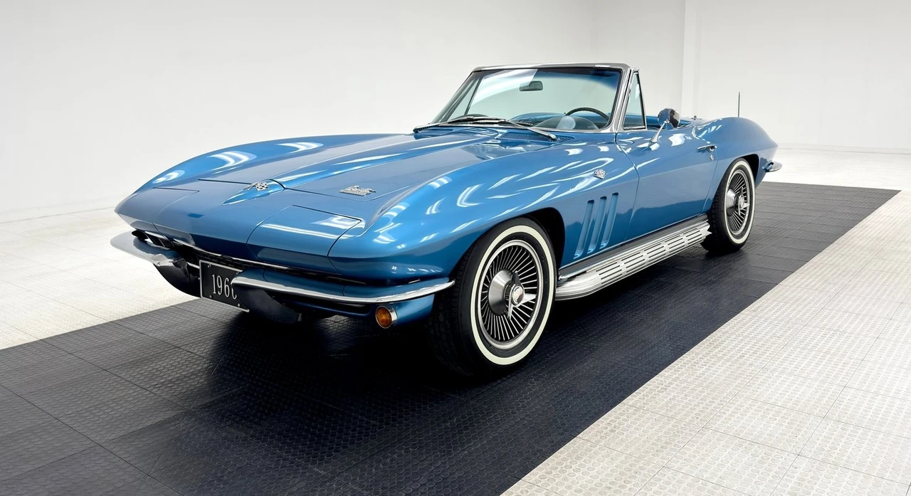 1966 Chevrolet Corvette C2 - Image 2 of 31
