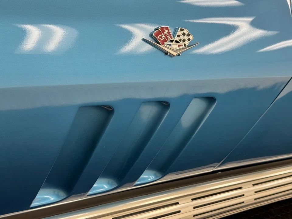 1966 Chevrolet Corvette C2 - Image 14 of 31