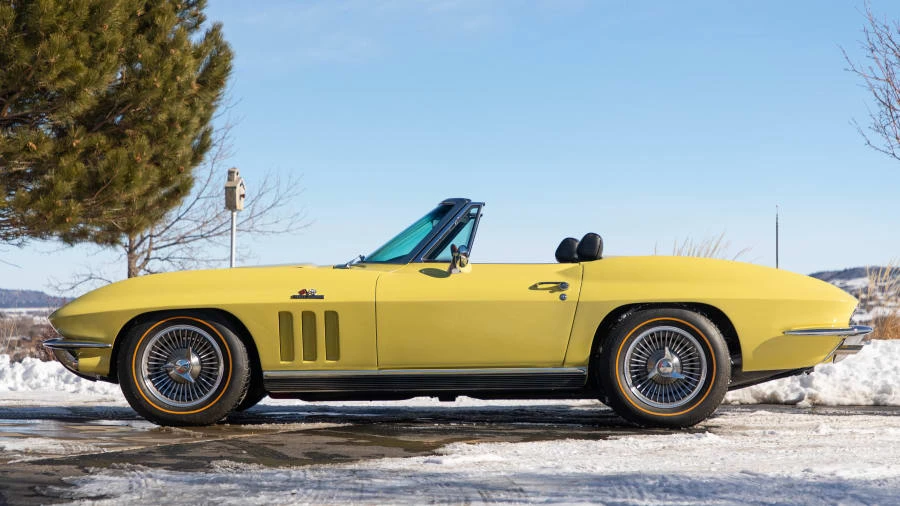 1966 Chevrolet Corvette C2 - Image 2 of 12