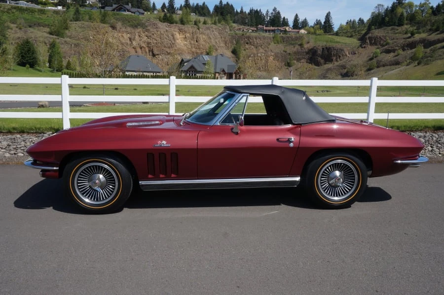 1966 Chevrolet Corvette C2 - Image 2 of 8