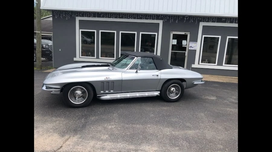1966 Chevrolet Corvette C2 - Image 2 of 10
