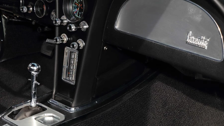 1966 Chevrolet Corvette C2 - Image 17 of 20