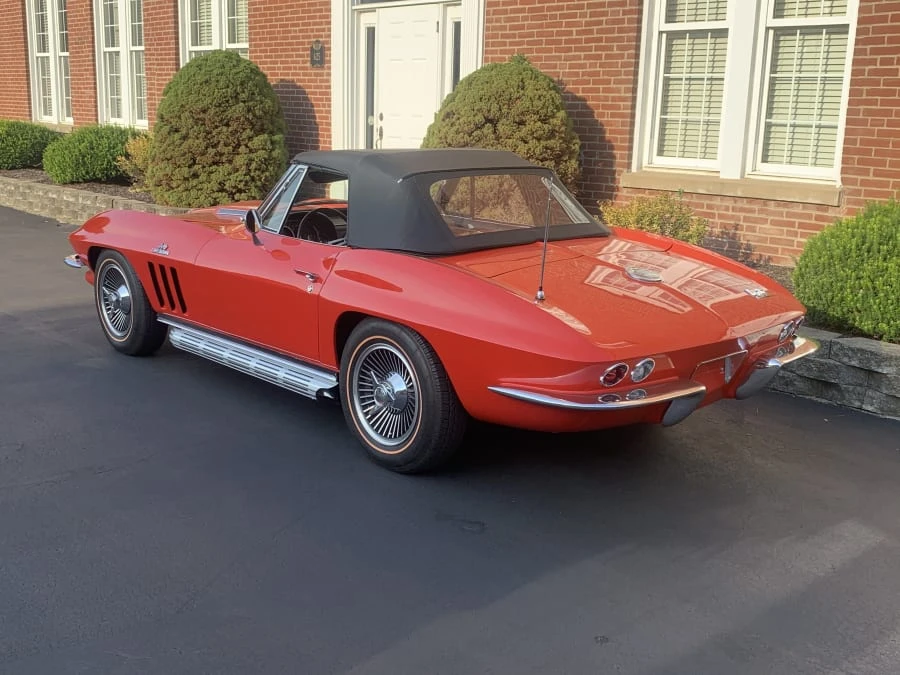 1966 Chevrolet Corvette C2 - Image 10 of 11