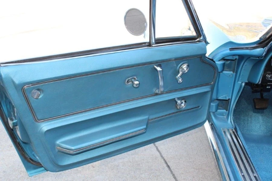 1966 Chevrolet Corvette C2 - Image 6 of 12