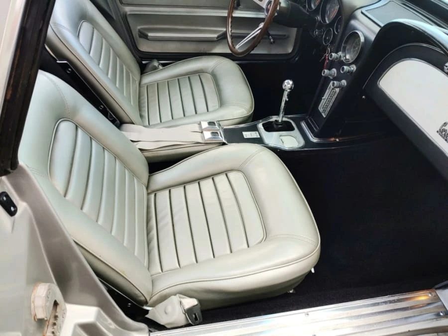 1966 Chevrolet Corvette C2 - Image 6 of 17