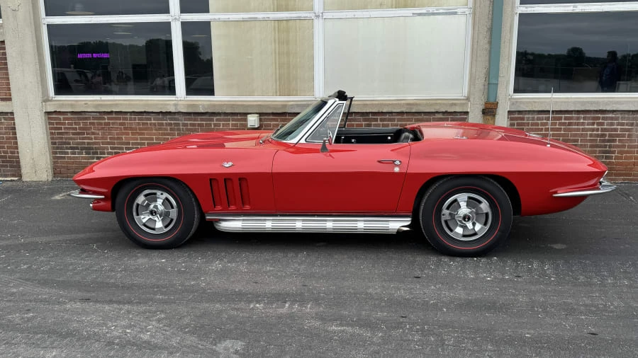 1966 Chevrolet Corvette C2 - Image 2 of 13