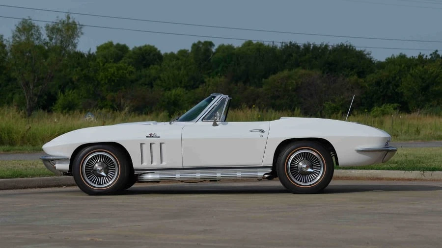 1966 Chevrolet Corvette C2 - Image 8 of 12