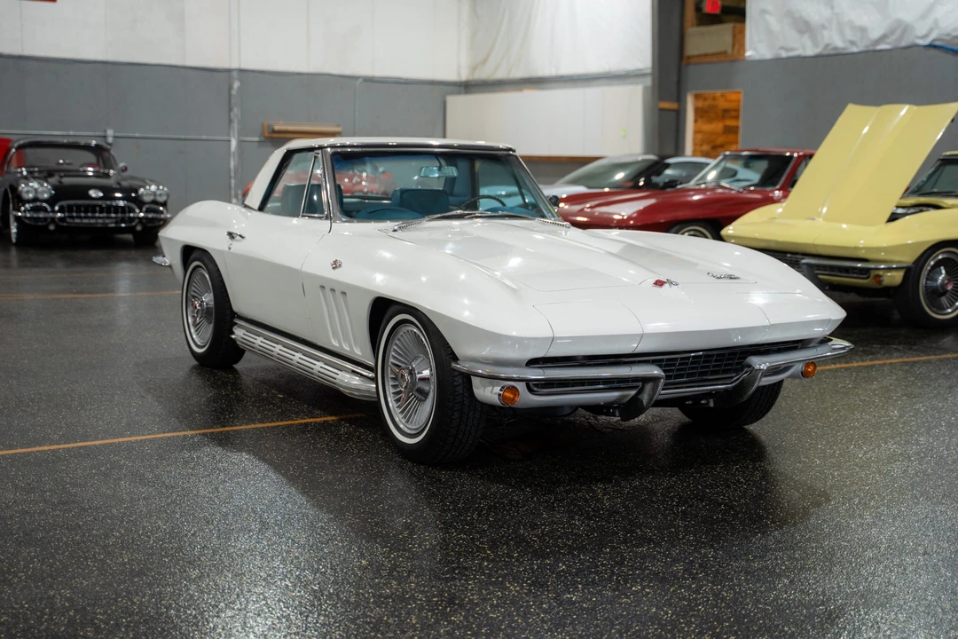 1966 Chevrolet Corvette C2 - Image 12 of 31