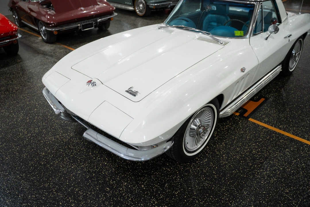 1966 Chevrolet Corvette C2 - Image 31 of 31