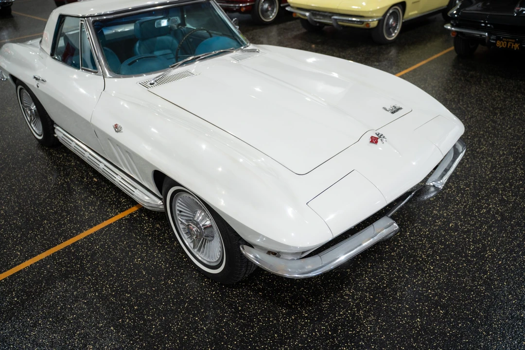1966 Chevrolet Corvette C2 - Image 30 of 31