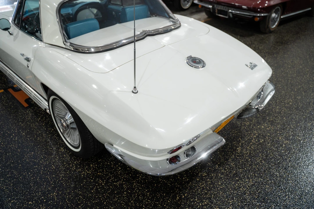 1966 Chevrolet Corvette C2 - Image 29 of 31