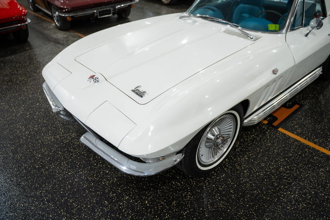 1966 Chevrolet Corvette C2 - Image 28 of 31