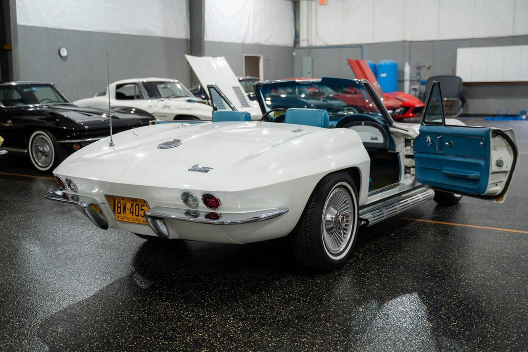 1966 Chevrolet Corvette C2 - Image 27 of 31