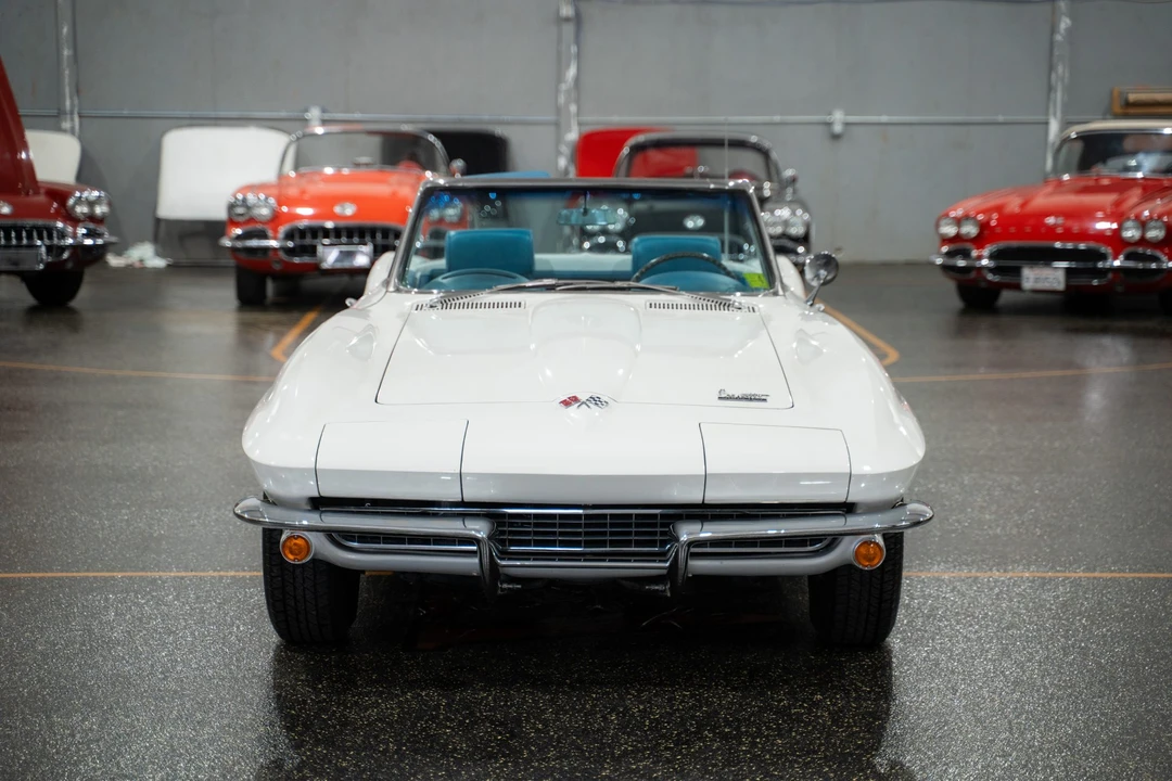 1966 Chevrolet Corvette C2 - Image 3 of 31