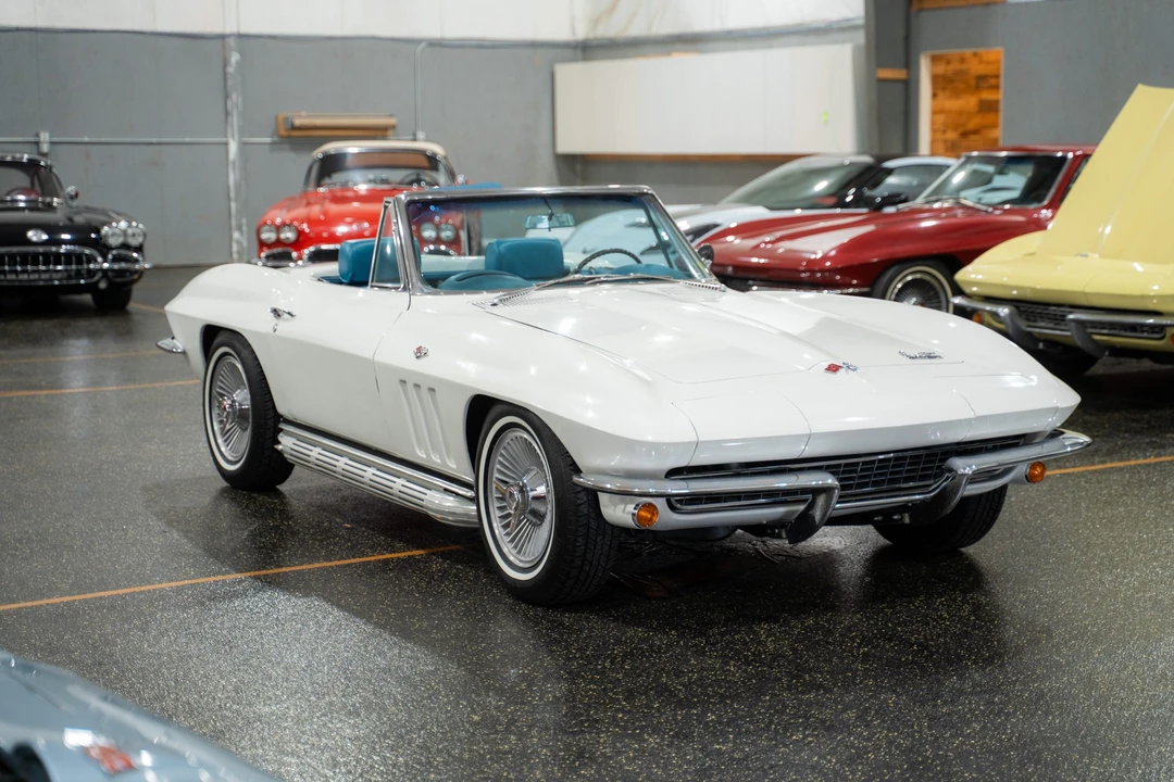1966 Chevrolet Corvette C2 - Image 4 of 31