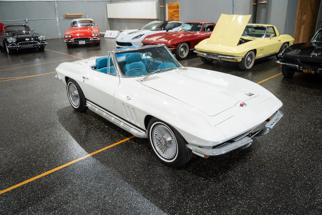 1966 Chevrolet Corvette C2 - Image 5 of 31