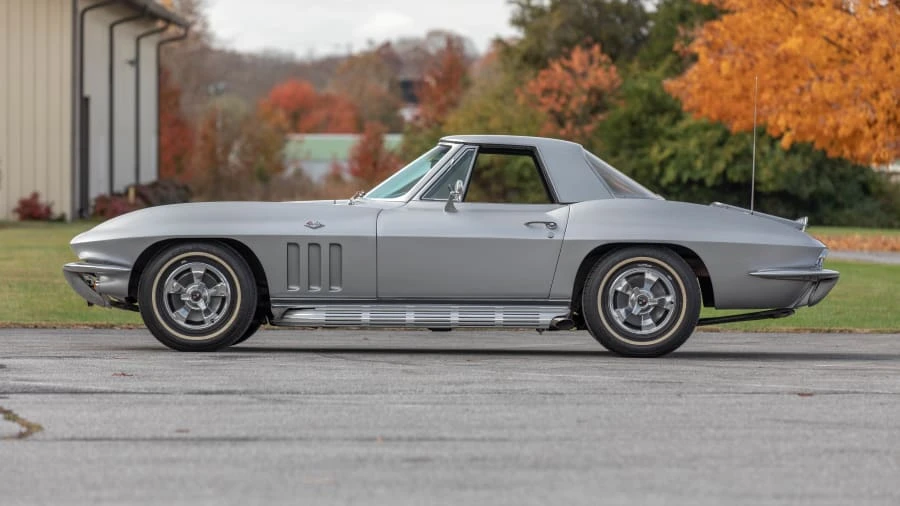 1966 Chevrolet Corvette C2 - Image 8 of 24